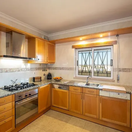 Vr Gale Mar Αλμπουφέιρα